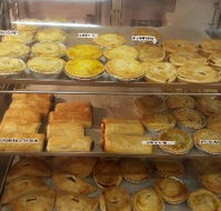Halls Creek Bakery - Internet Find
