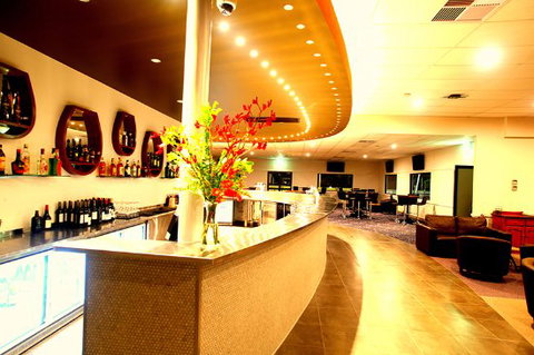 Wavecrest Bar & Bistro - Internet Find 0