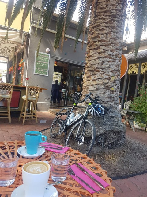 Loveon Cafe - Internet Find 3