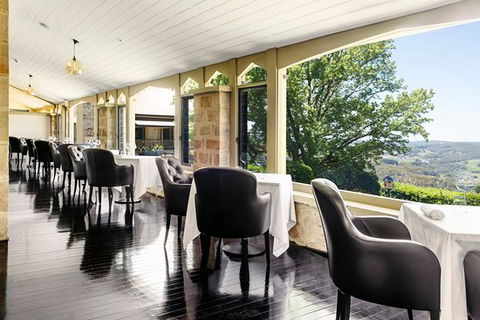 Hardy's Verandah Restaurant - Internet Find 0
