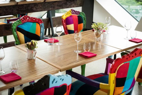 The D'Arenberg Cube Restaurant - Internet Find 0