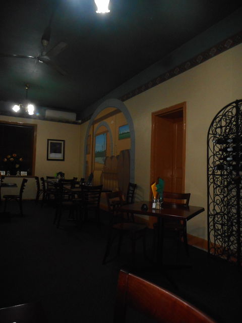 Commercial Hotel - Internet Find 2