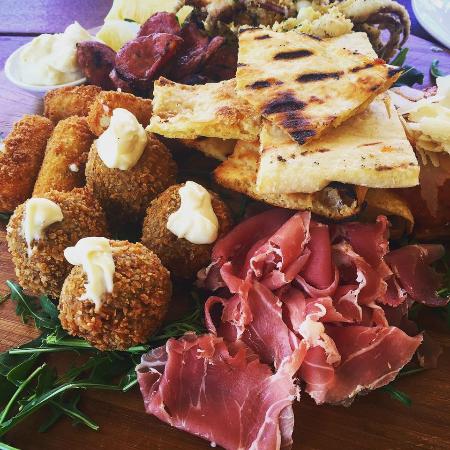 Geppetto's - Internet Find 0