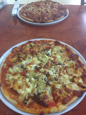John's Pizza Bar & Restaurant - Internet Find 0