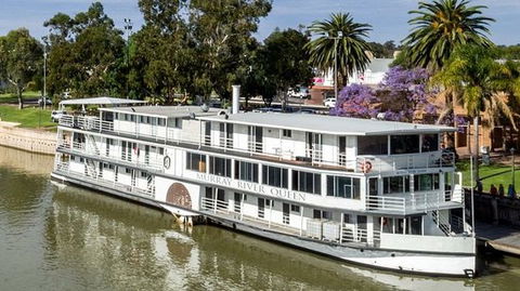 Murray River Queen - Internet Find 0