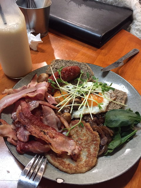 Nosh Cafe - Internet Find 7