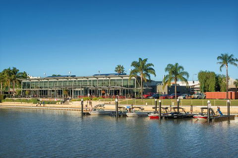 Renmark Club - Internet Find 0