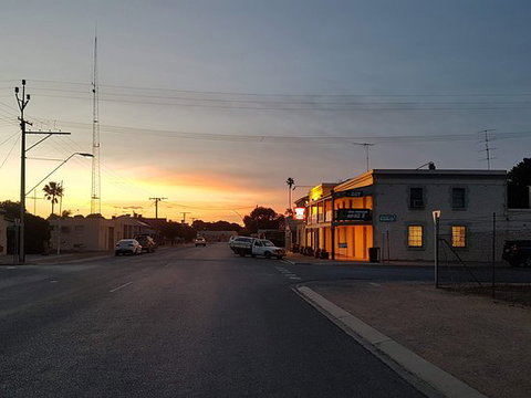 Rising Sun Hotel - Internet Find 0