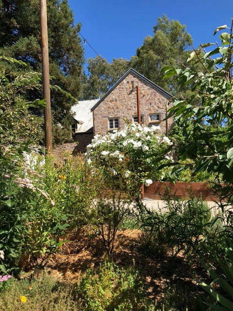 The Seasonal Garden Cafe - Internet Find 5