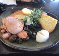 The Summit Restaurant - Internet Find