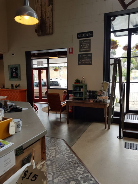 The Uraidla Republic Cafe - Internet Find 6