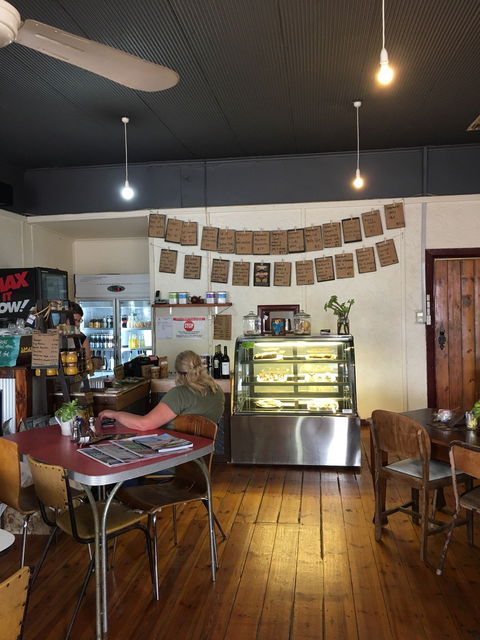 Conversations @ Elbow Hill - Internet Find 1