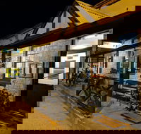 Riverton Hotel - Internet Find