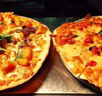 Eltons Eating Drinking - Internet Find