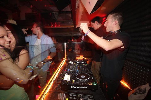 Elsewhere - Internet Find 1