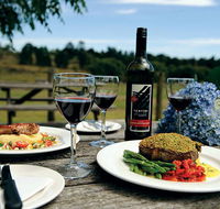 Sutton Forest Inn - Internet Find