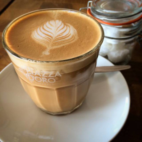 Walter’s Lounge - Internet Find 1