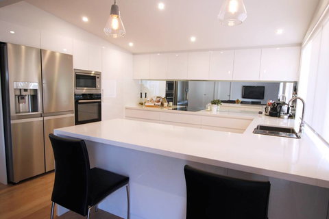 Beachside Kitchens - Internet Find 0