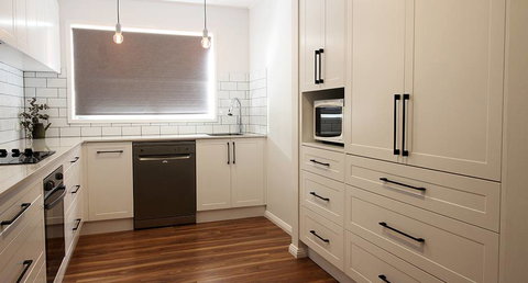 Beachside Kitchens - Internet Find 3