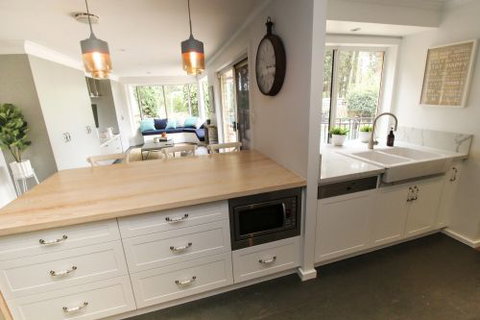 Beachside Kitchens - Internet Find 10