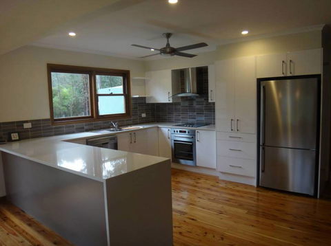 Custom Kitchens By Design - Internet Find 3