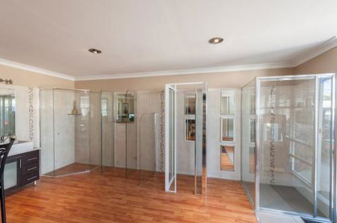 JBL Shower Screens - Internet Find 0