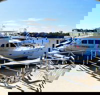 Quarterdeck Kitchen  Bar - Internet Find