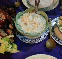 Royal Thai Hut - Internet Find