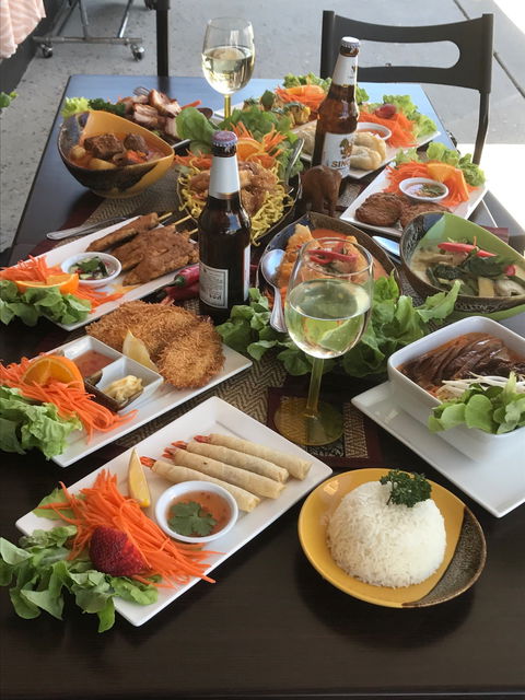 Thai A Yellow Ribbon - Internet Find 2