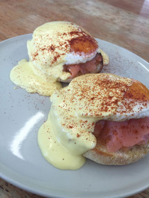 Pete & Paulz Breaky Bar - Internet Find 5
