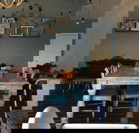 Woodbox Cafe - Internet Find