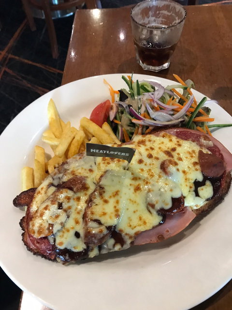 Capalaba Tavern - Internet Find 5