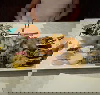 Trader Duke's Restaurant - Internet Find