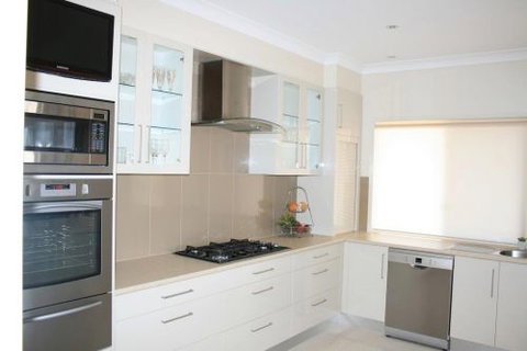 Custombuilt Furnishers - Internet Find 2