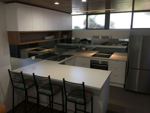Platinum Kitchens & Bathrooms - Internet Find 5