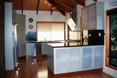 Optima Kitchens - Internet Find 0