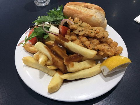 EJ's Bistro - Centrals Sports Club Trinity Beach - Internet Find 0