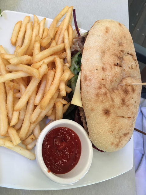 Mayi Cafe - Internet Find 5