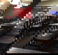 The Club Hotel Motel - Internet Find