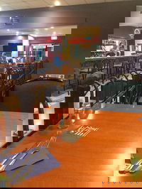 Boulders Tavern