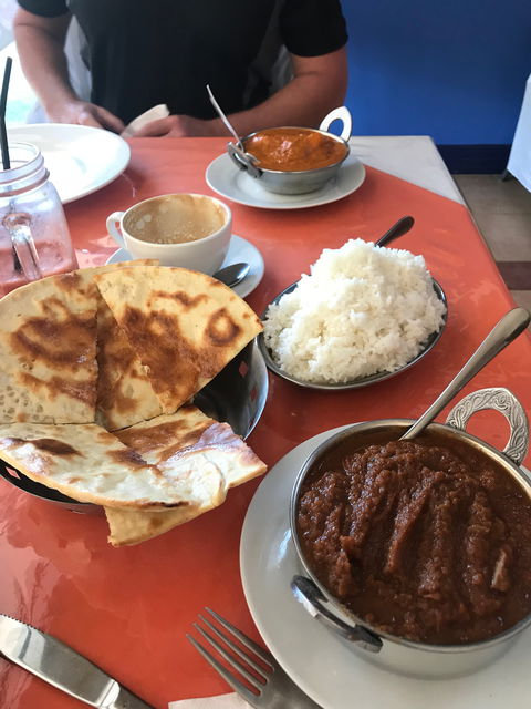 Family Refreshment Cafe & Restaurant - Internet Find 1