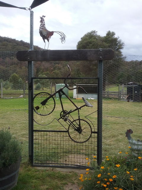 Stanthorpe's Heavenly Chocolate At Wisteria Cottage - Internet Find 4