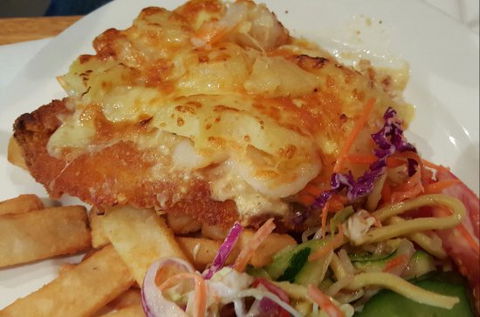Tannum Sands Beach Bar & Grill - Internet Find 0