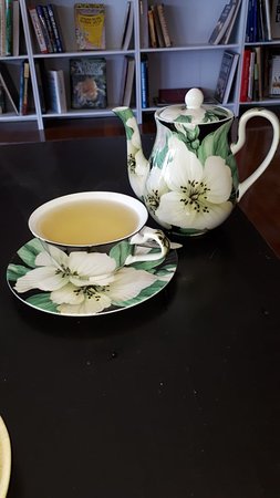 The 3 Leaf Tea House - Internet Find 0