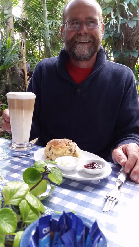 The Blue And White Teapot Cafe - Internet Find 2