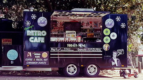 Ownsy's Retro Cafe - Internet Find 0