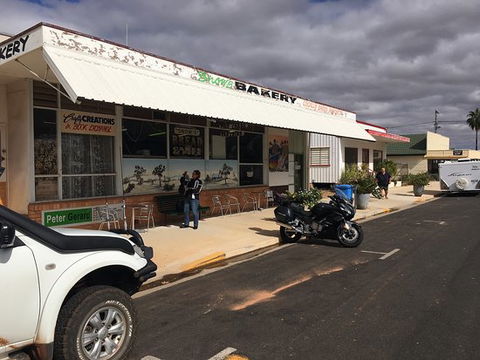 Snows Bakery,Alpha Queensland - Internet Find 0