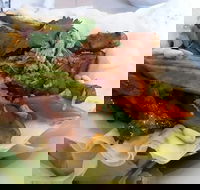 Benjamin's Kitchen - Internet Find