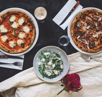 Santoni Pizza Bar - Internet Find