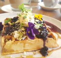 Willo Cafe - Internet Find